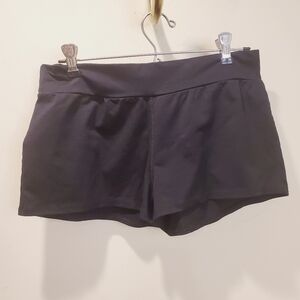 Motionwear women's black athletic shorts size L